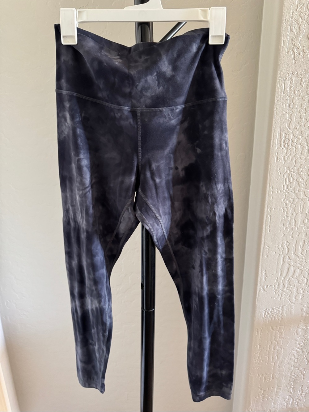 Women’s Lululemon Align Tie-Dye Black & Charcoal High-Waist Leggings